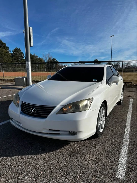 2007 Lexus ES 5th Gen - Image 4 of 10