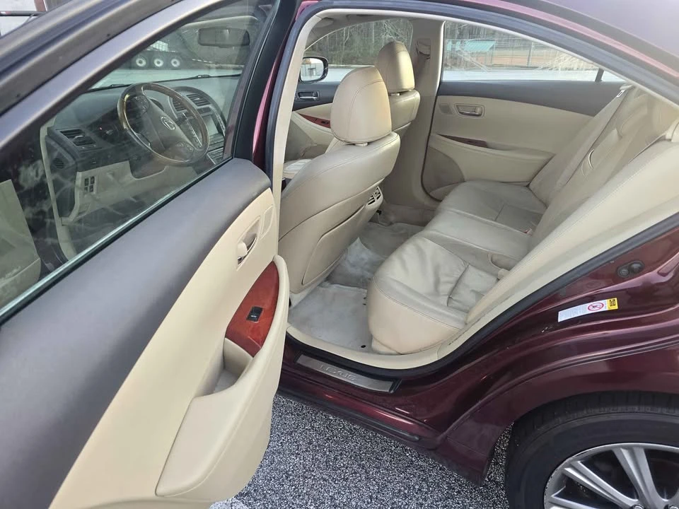 2007 Lexus ES 5th Gen - Image 12 of 18