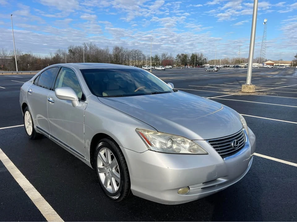 2007 Lexus ES 5th Gen - Image 7 of 15