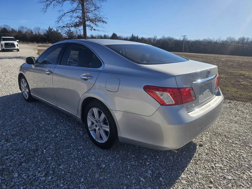 2007 Lexus ES 5th Gen - Image 4 of 10