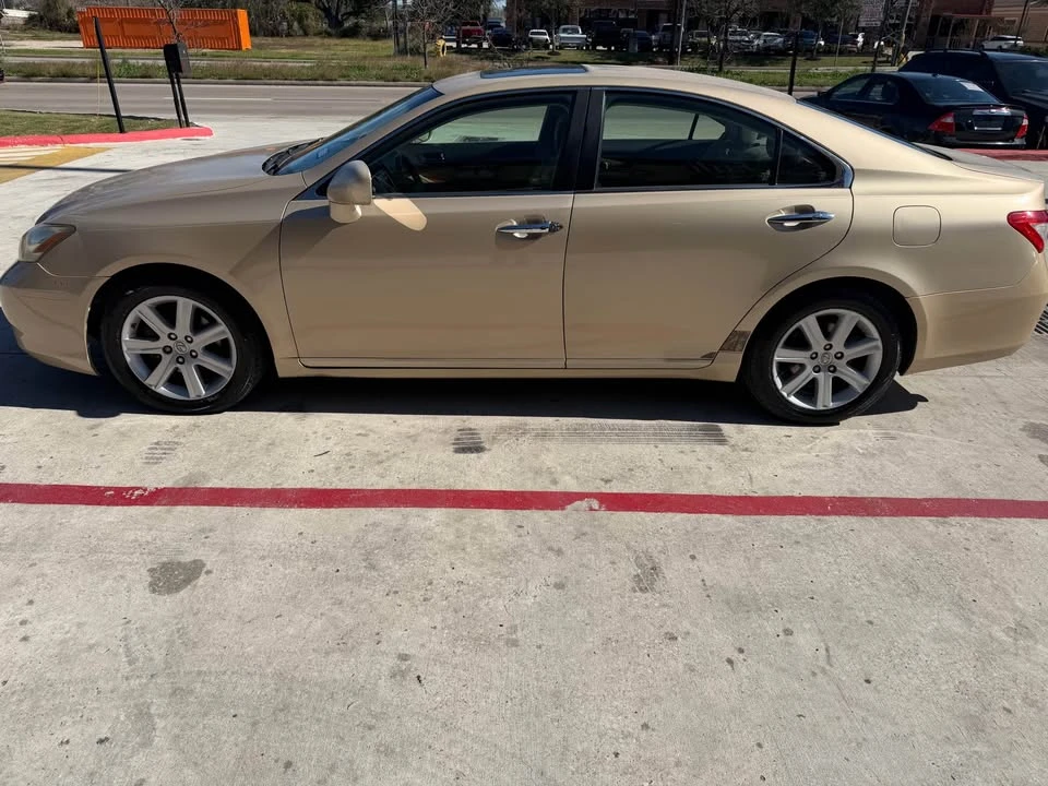2007 Lexus ES 5th Gen - Image 5 of 15