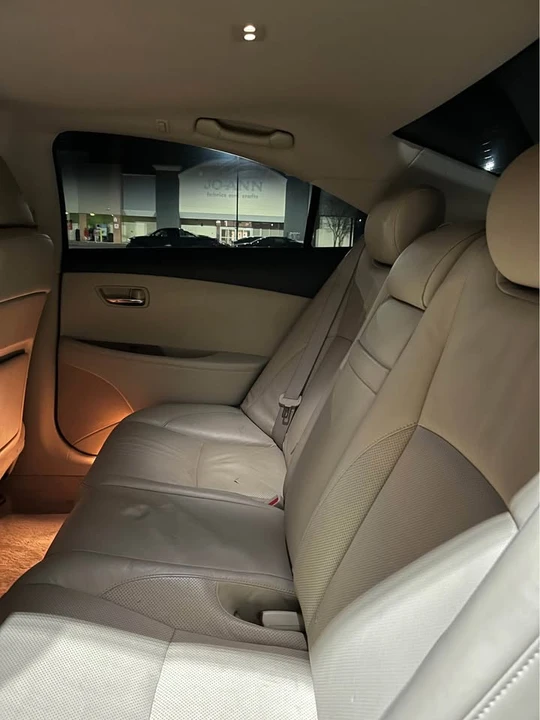 2007 Lexus ES 5th Gen - Image 9 of 10