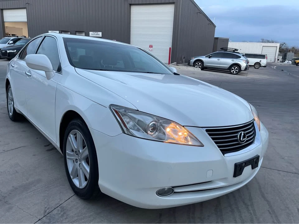 2007 Lexus ES 5th Gen - Image 4 of 20