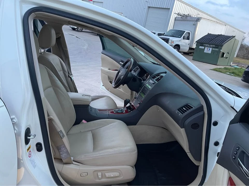 2007 Lexus ES 5th Gen - Image 16 of 20