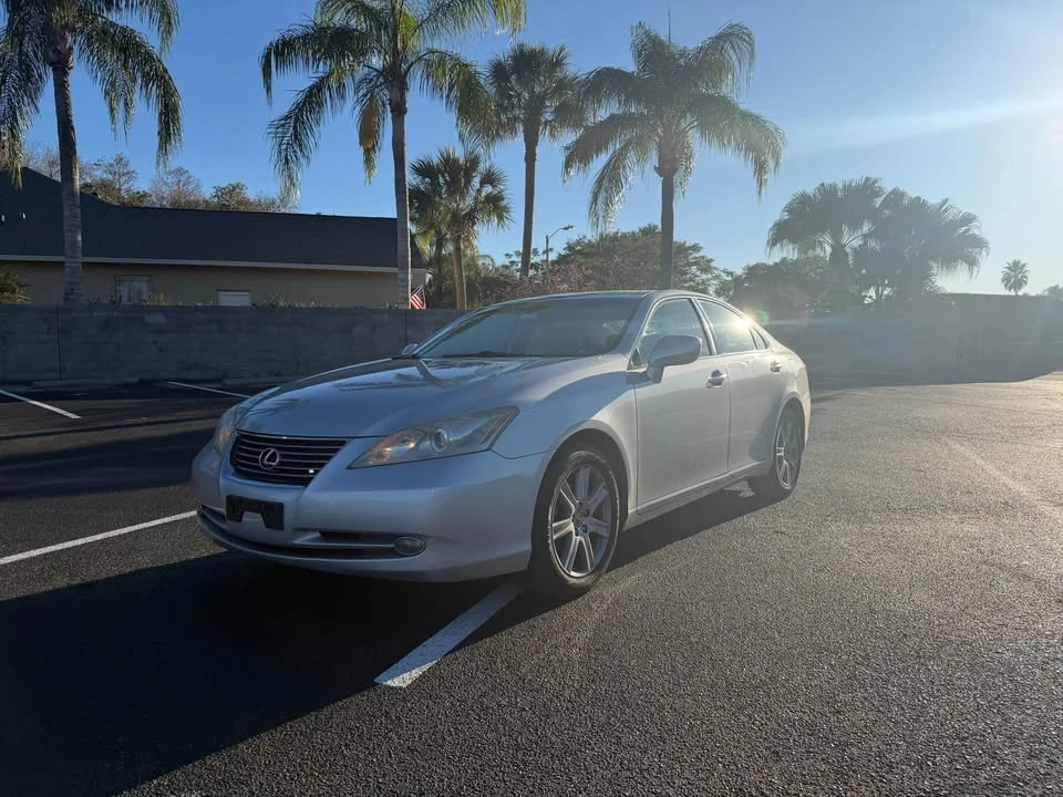 2007 Lexus ES 5th Gen - Image 5 of 11