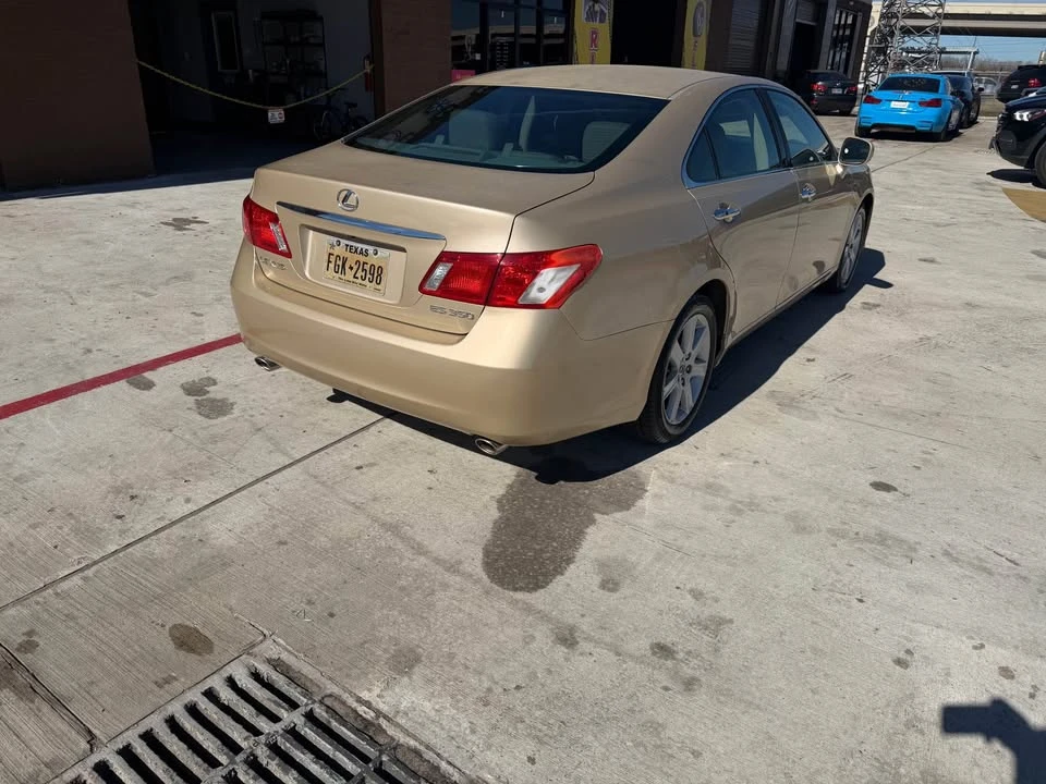2007 Lexus ES 5th Gen - Image 3 of 15