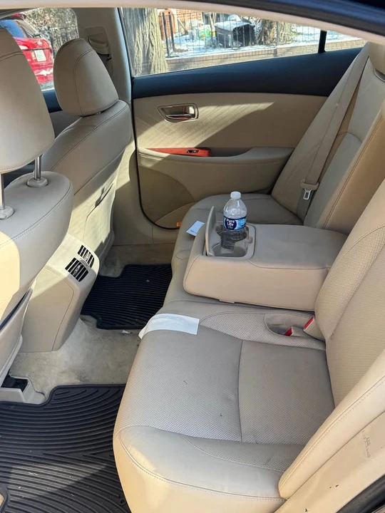 2007 Lexus ES 5th Gen - Image 6 of 12