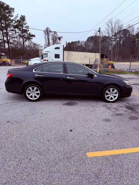 2007 Lexus ES 5th Gen - Image 2 of 15