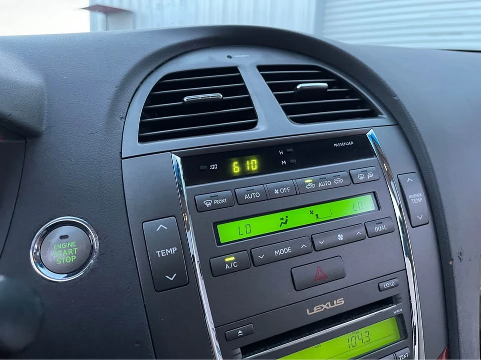2007 Lexus ES 5th Gen - Image 12 of 20