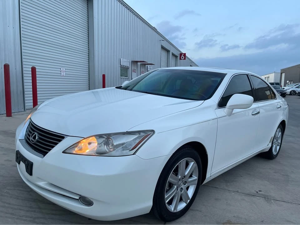 2007 Lexus ES 5th Gen - Image 3 of 20