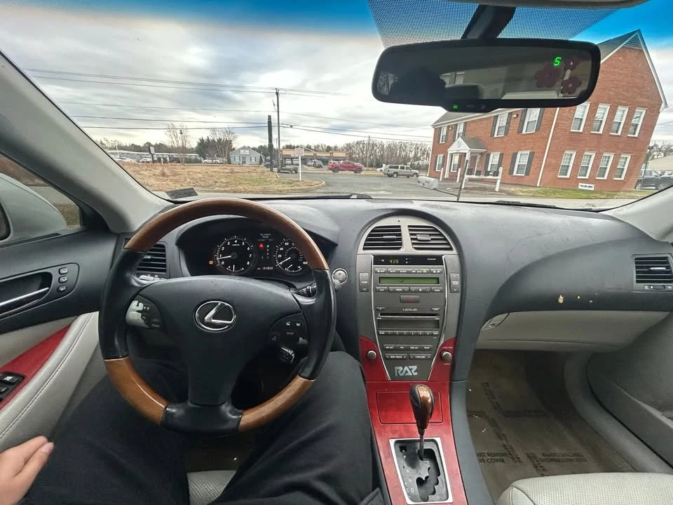 2007 Lexus ES 5th Gen - Image 14 of 14