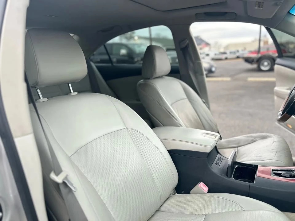 2007 Lexus ES 5th Gen - Image 11 of 14