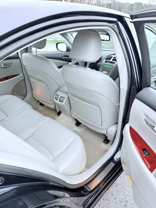 2007 Lexus ES 5th Gen - Image 8 of 15