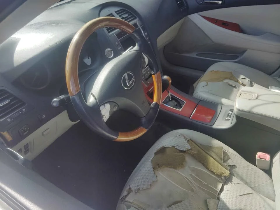 2007 Lexus ES 5th Gen - Image 2 of 4