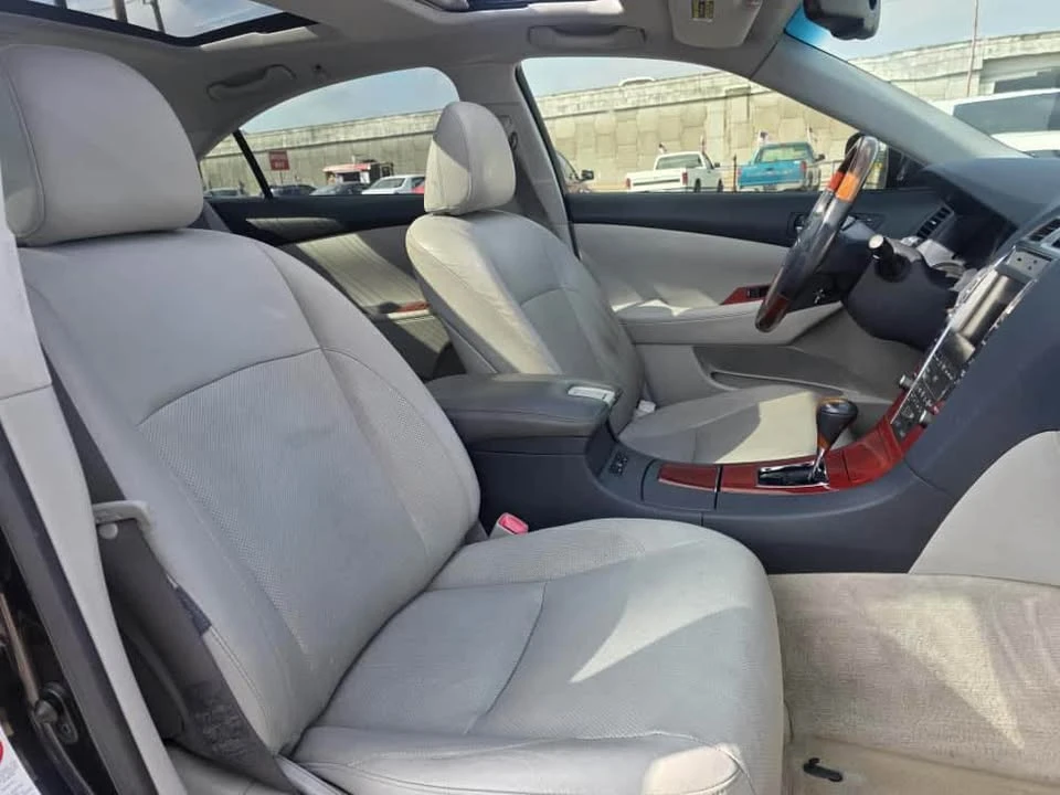 2007 Lexus ES 5th Gen - Image 12 of 18