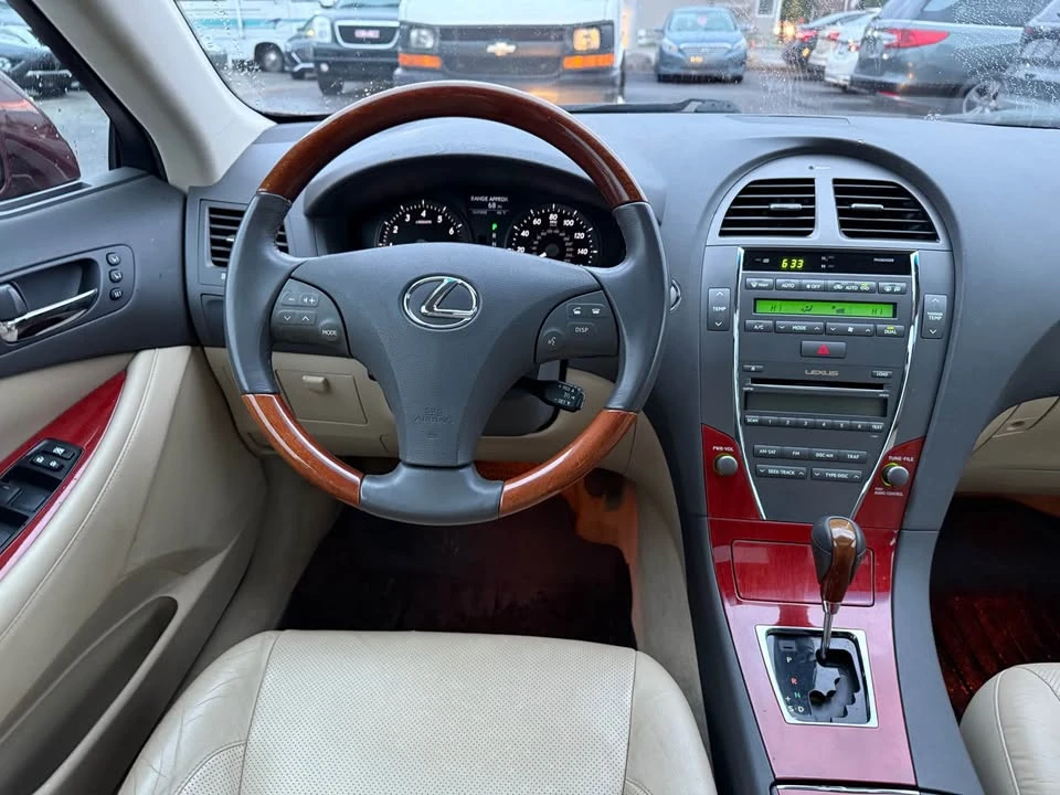 2007 Lexus ES 5th Gen - Image 9 of 13