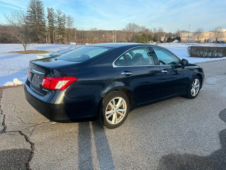 2007 Lexus ES 5th Gen - Image 3 of 12