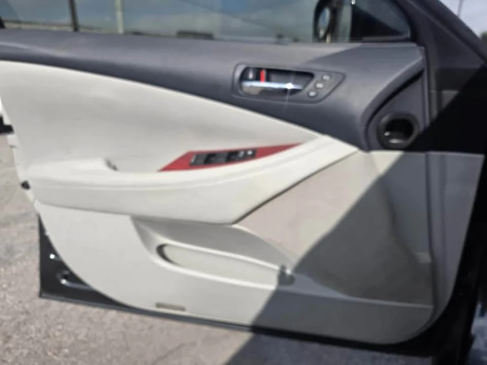 2007 Lexus ES 5th Gen - Image 17 of 18