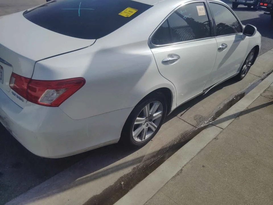 2007 Lexus ES 5th Gen - Image 4 of 4