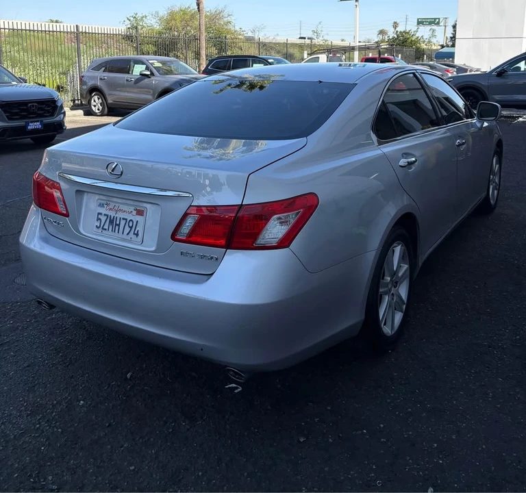 2007 Lexus ES 4th Gen - Image 3 of 8