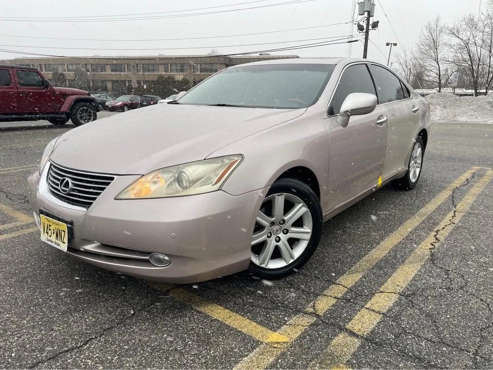 2007 Lexus ES 5th Gen - Image 3 of 13