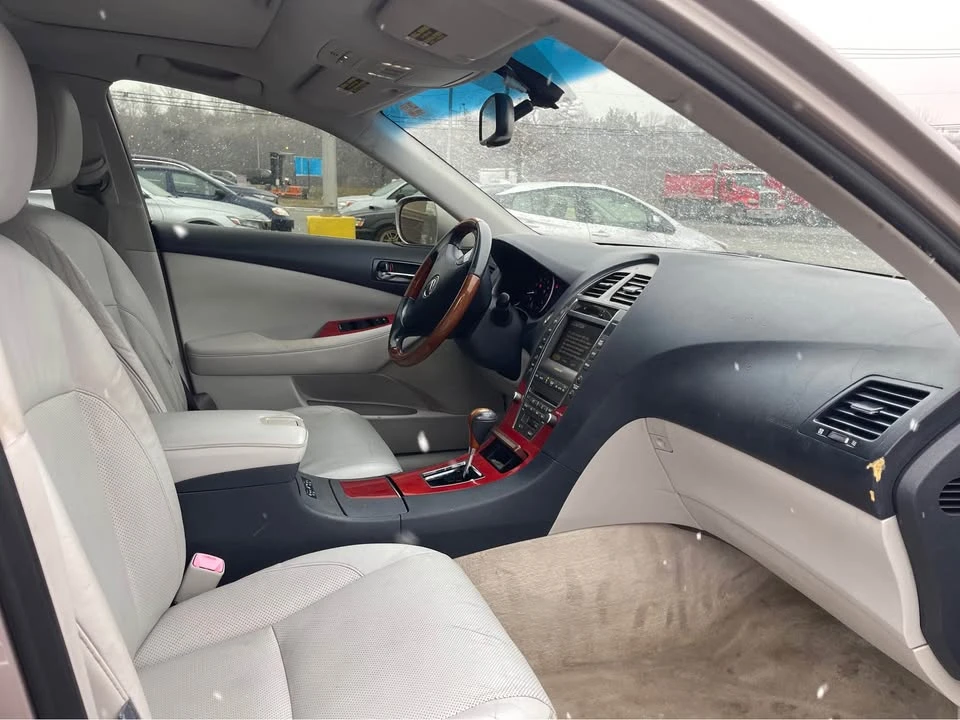 2007 Lexus ES 5th Gen - Image 5 of 13