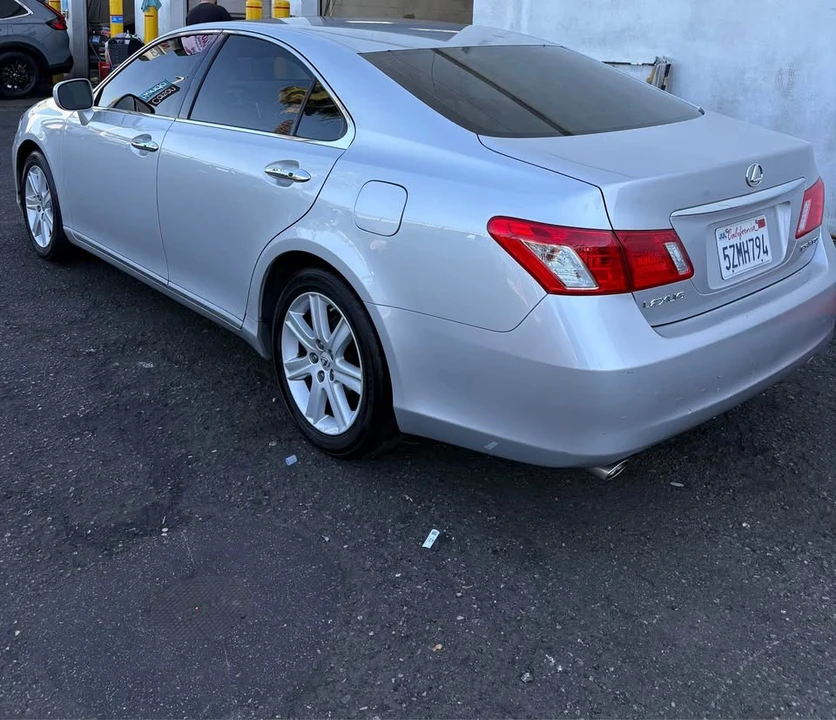 2007 Lexus ES 4th Gen - Image 4 of 8