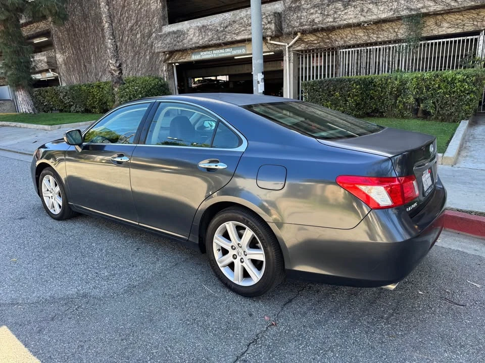 2007 Lexus ES 5th Gen - Image 6 of 20