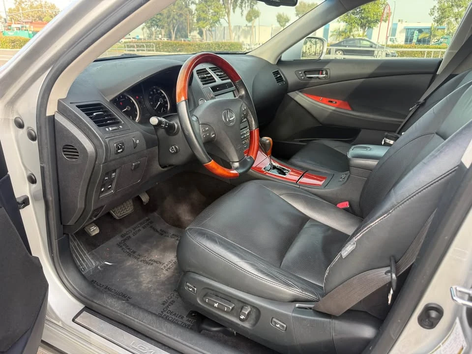 2007 Lexus ES 5th Gen - Image 6 of 12
