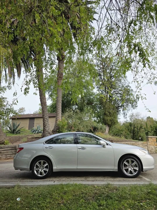 2007 Lexus ES 5th Gen - Image 6 of 13