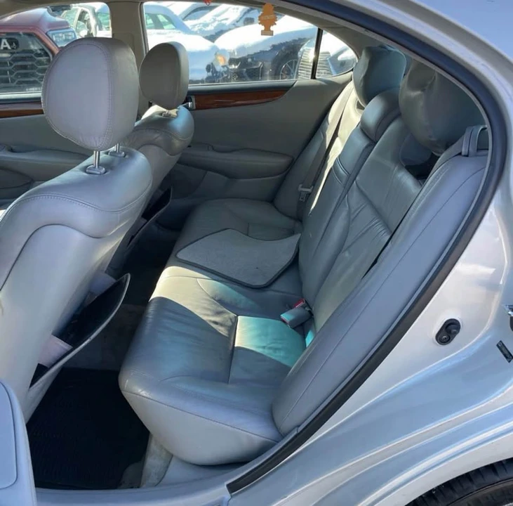 2007 Lexus ES 5th Gen - Image 11 of 11