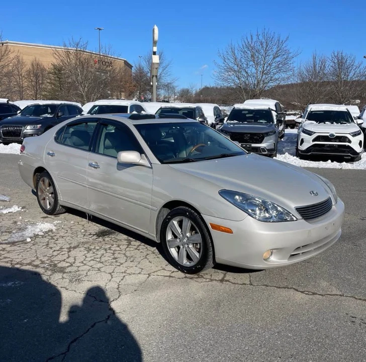 2007 Lexus ES 5th Gen - Image 7 of 11