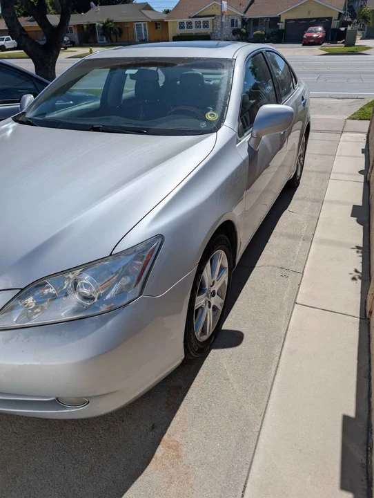 2007 Lexus ES 5th Gen - Image 5 of 8