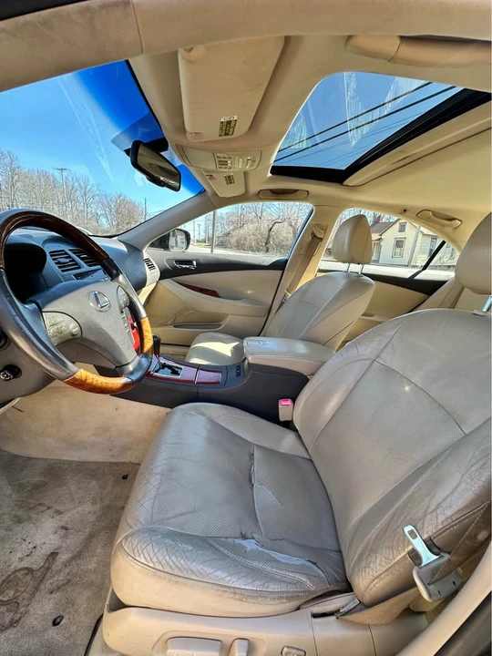 2007 Lexus ES 5th Gen - Image 8 of 19