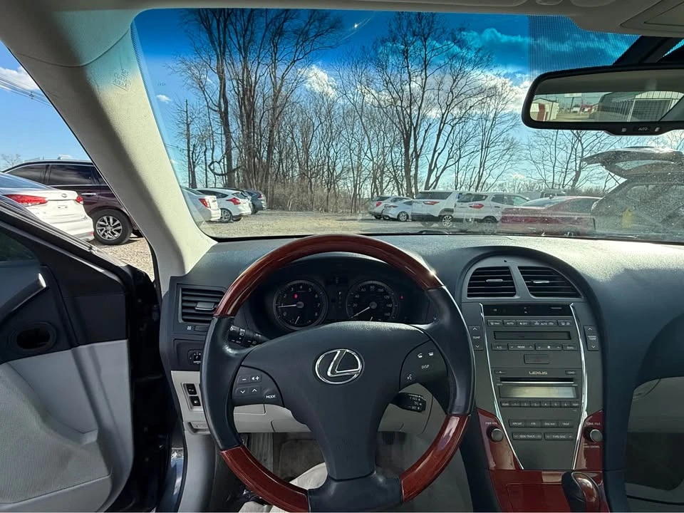2007 Lexus ES 5th Gen - Image 11 of 14
