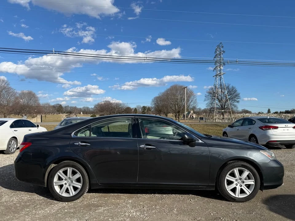2007 Lexus ES 5th Gen - Image 2 of 14