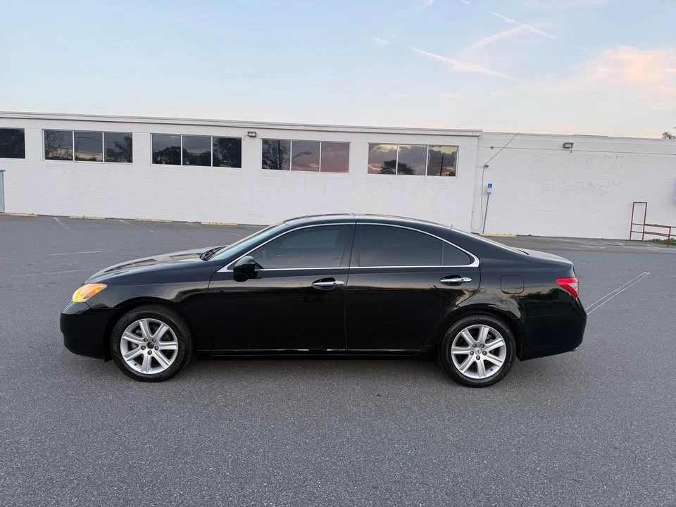 2007 Lexus ES 5th Gen - Image 2 of 14