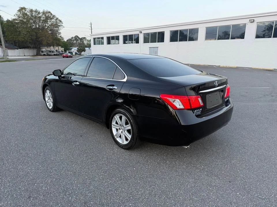 2007 Lexus ES 5th Gen - Image 3 of 14