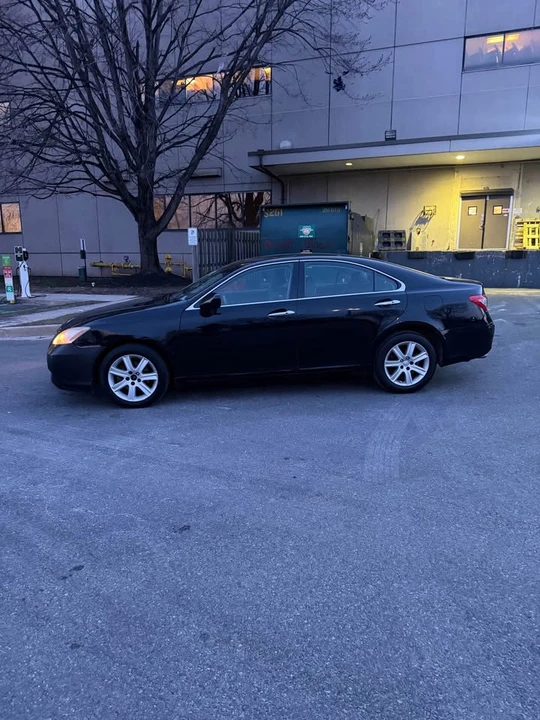 2007 Lexus ES 5th Gen - Image 2 of 7