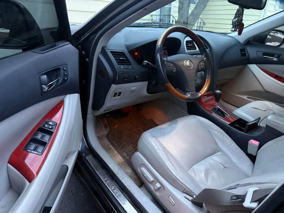 2007 Lexus ES 5th Gen - Image 12 of 19