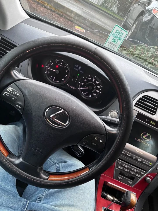 2007 Lexus ES 5th Gen - Image 4 of 7