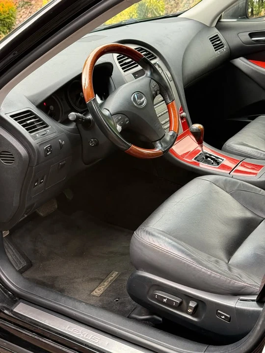 2007 Lexus ES 5th Gen - Image 9 of 20