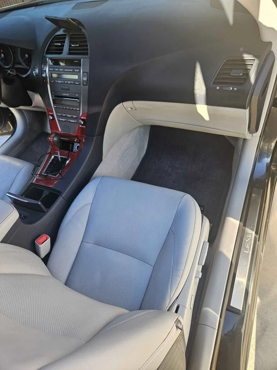 2007 Lexus ES 5th Gen - Image 10 of 12