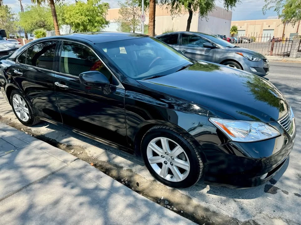 2007 Lexus ES 5th Gen - Image 2 of 18