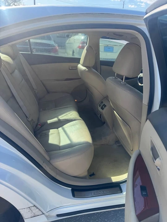 2007 Lexus ES 5th Gen - Image 9 of 13