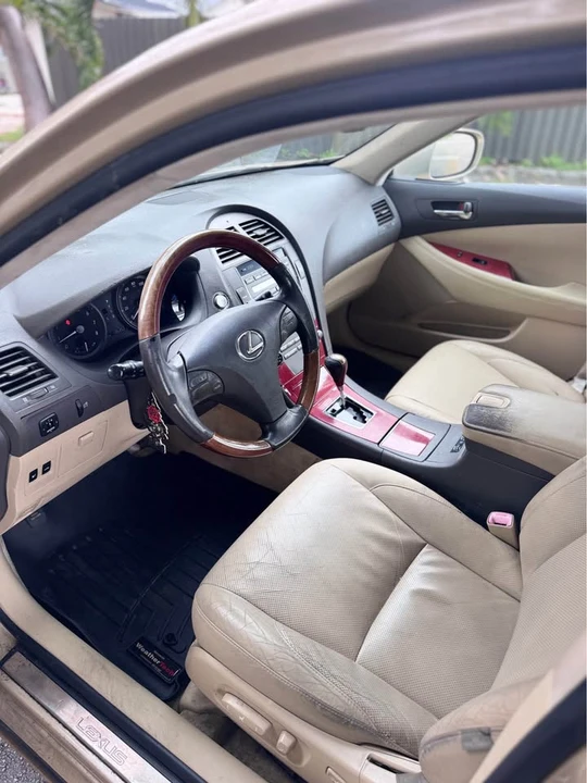 2007 Lexus ES 5th Gen - Image 5 of 9