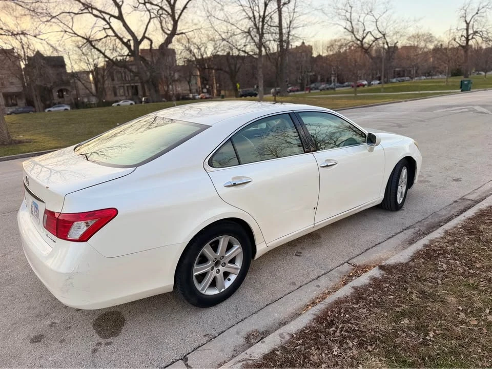 2007 Lexus ES 5th Gen - Image 3 of 11