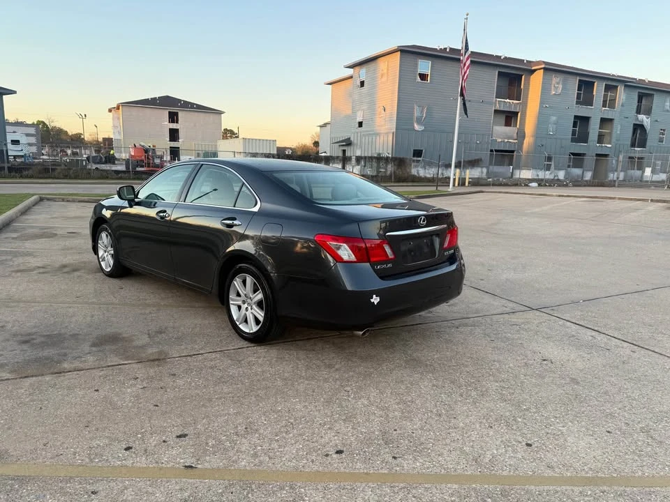 2007 Lexus ES 5th Gen - Image 3 of 9