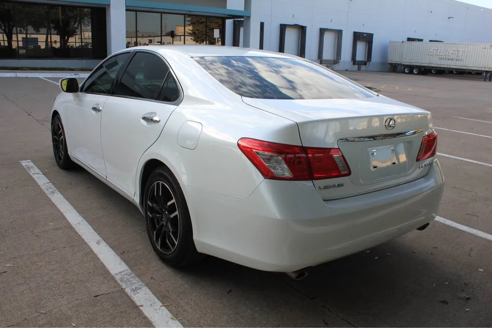 2007 Lexus ES 5th Gen - Image 4 of 11