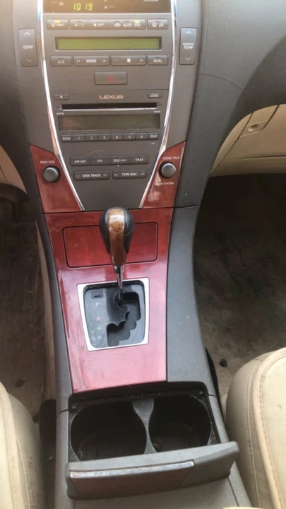 2007 Lexus ES 5th Gen - Image 10 of 20